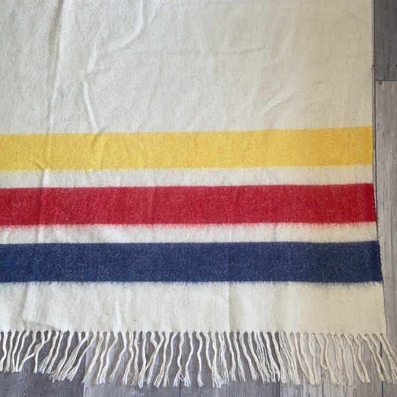 Vintage Wool / Wool Blend Throw - Picture 3 of 7